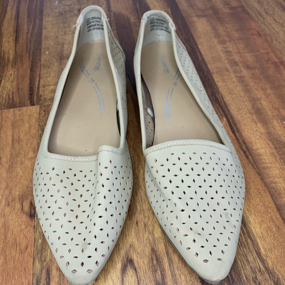 ❤️Cream Eyelet Flats 9